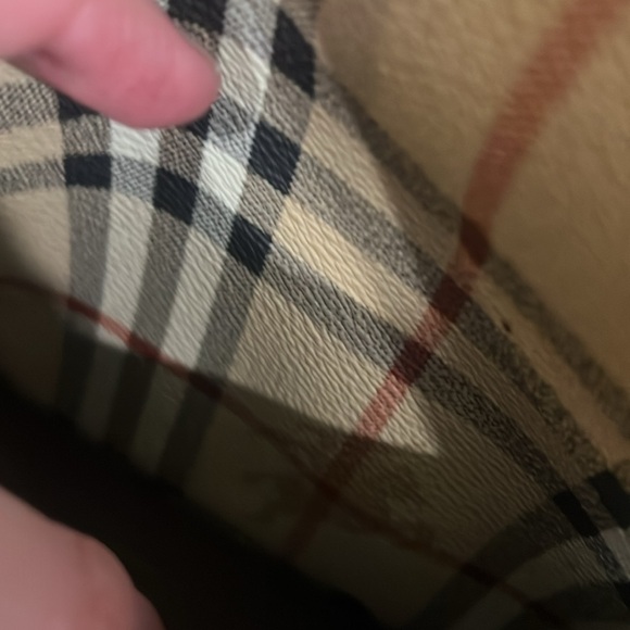 Burberry EUC Drawstring Bucket Crossbody - Picture 15 of 17